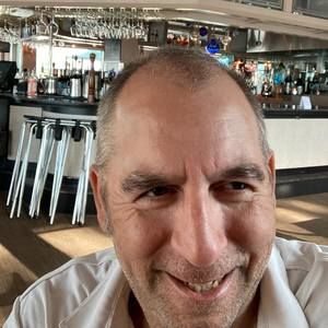 Meet your Posher, Eric